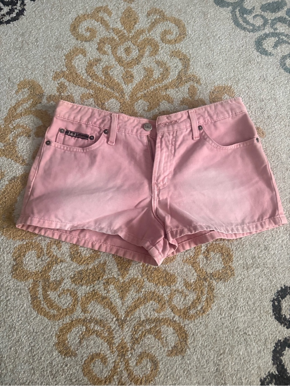 Women’s Pink l.e.i Denim Jean Shorts -